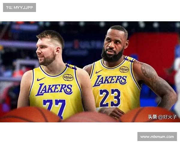 NBA最新动态:詹姆斯伤情更新库里三分神准东契奇领衔最佳阵容 NBA最新动态:詹姆斯伤情更新库里三分神准东契奇领衔最佳阵容